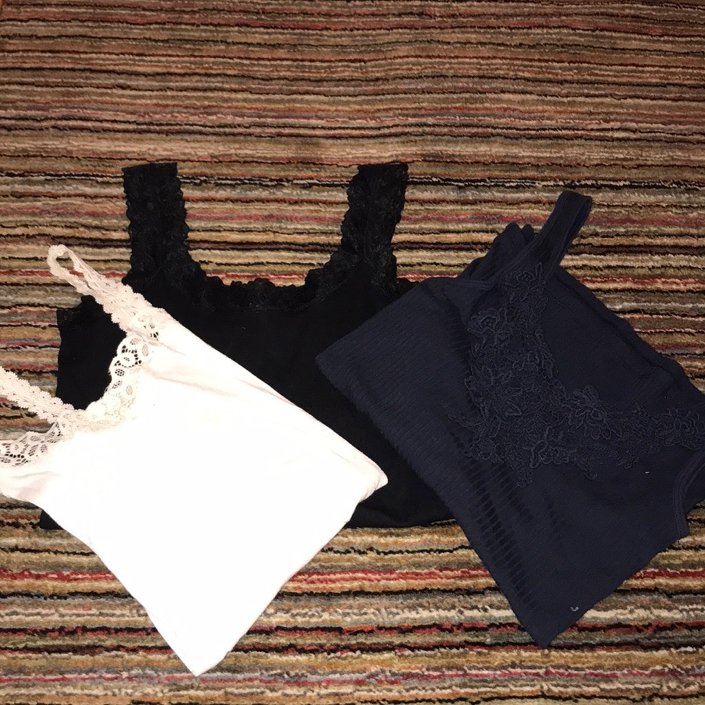 BUNDLE Lace tank tops